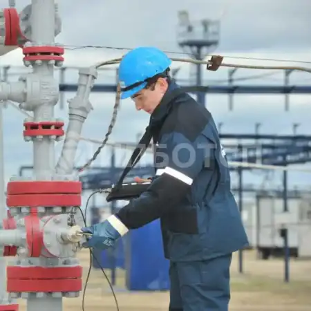 Оператор по сбору газа