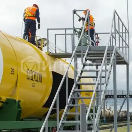 Осмотрщик нефтеналивных емкостей